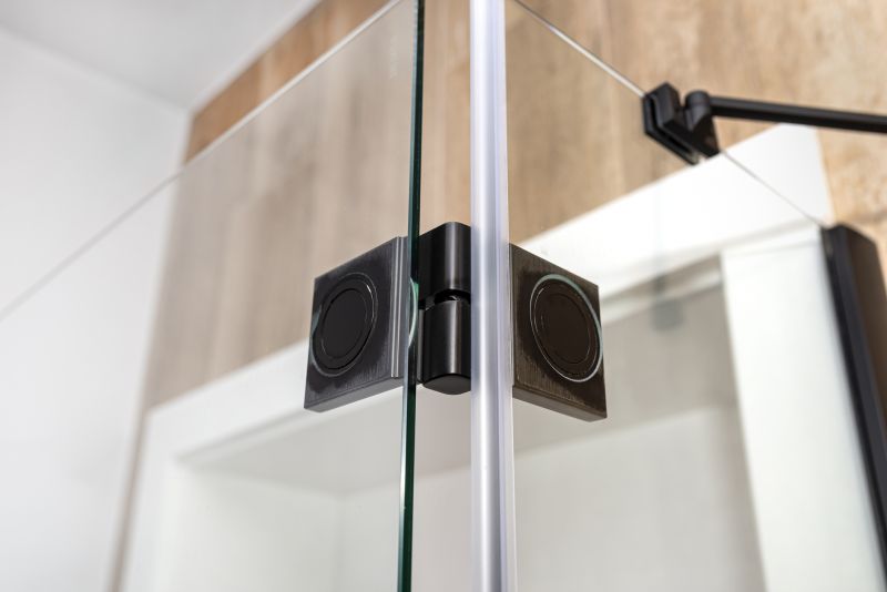 Broken Hinges or Handles